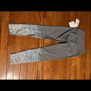 Beyond Yoga High Waist Stone Gray Silver Ombré Leggings size small NWT